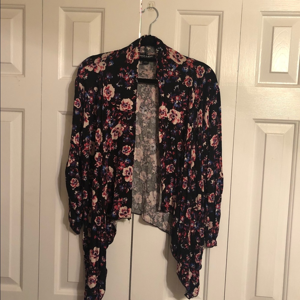 Lightweight Floral Cardigan